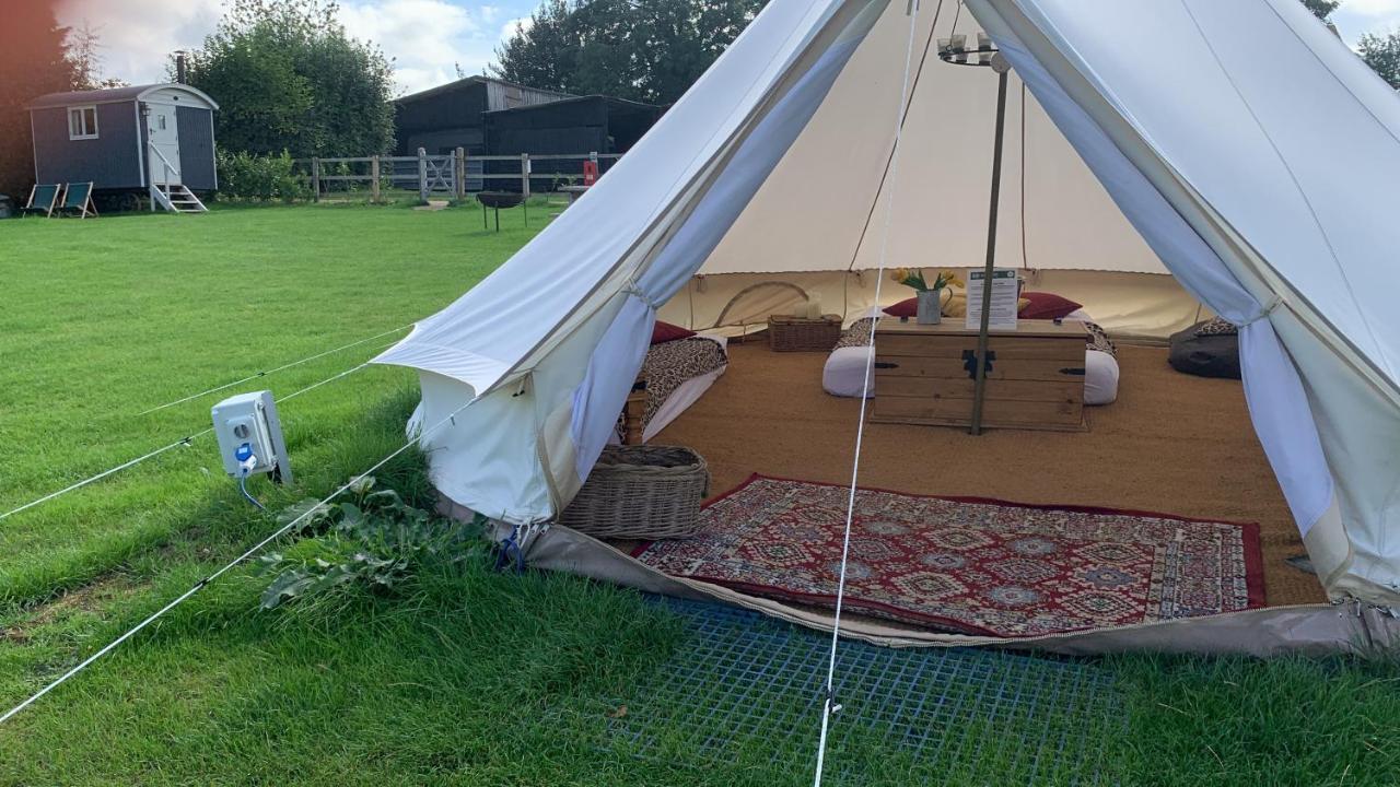 Home Farm Radnage Glamping Bell Tent 2, With Log Burner And Fire Pit Exteriör bild